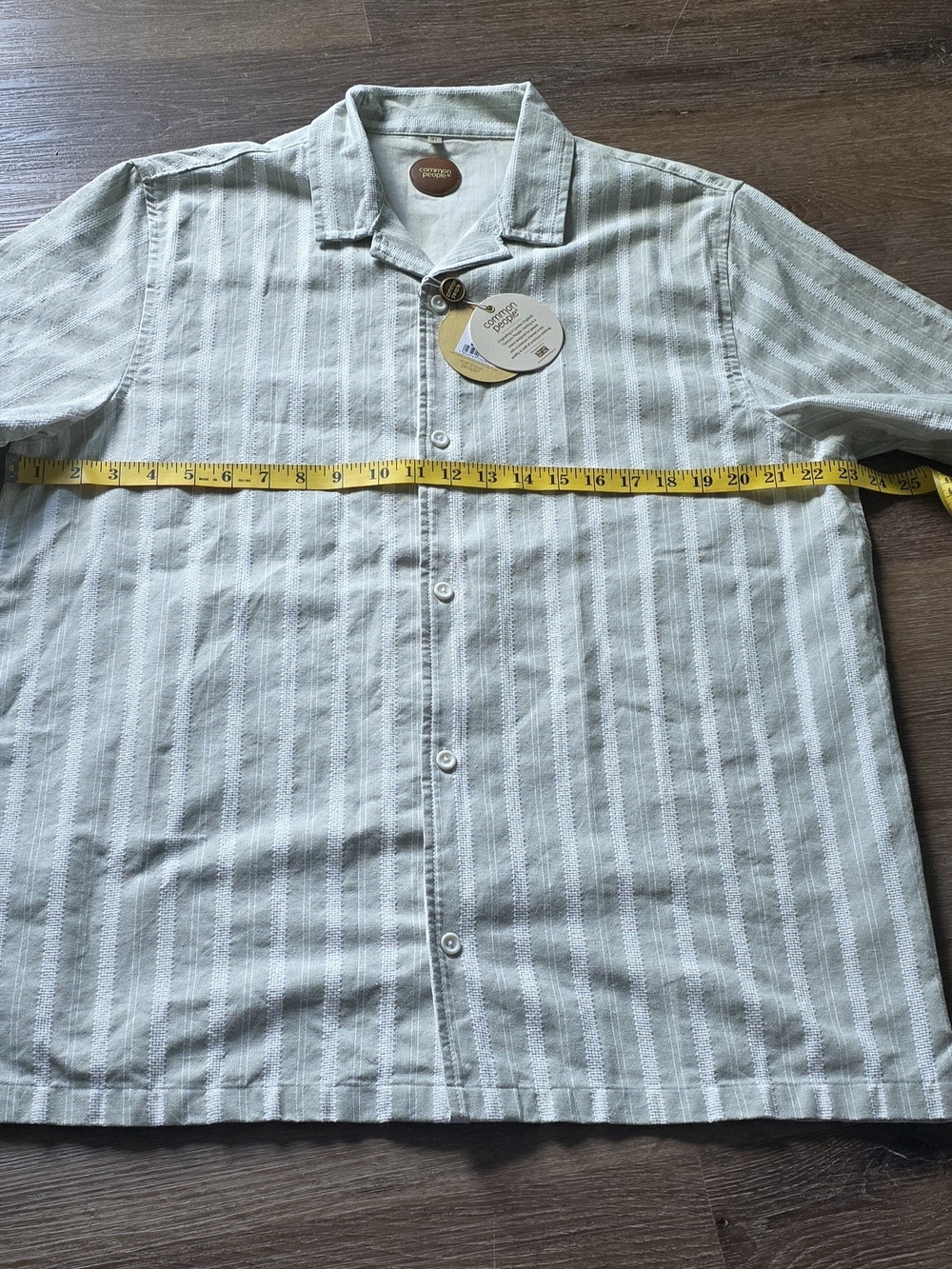 Men's Short-Sleeve Striped Button-Up Shirt Size XL - Picture 4 of 10